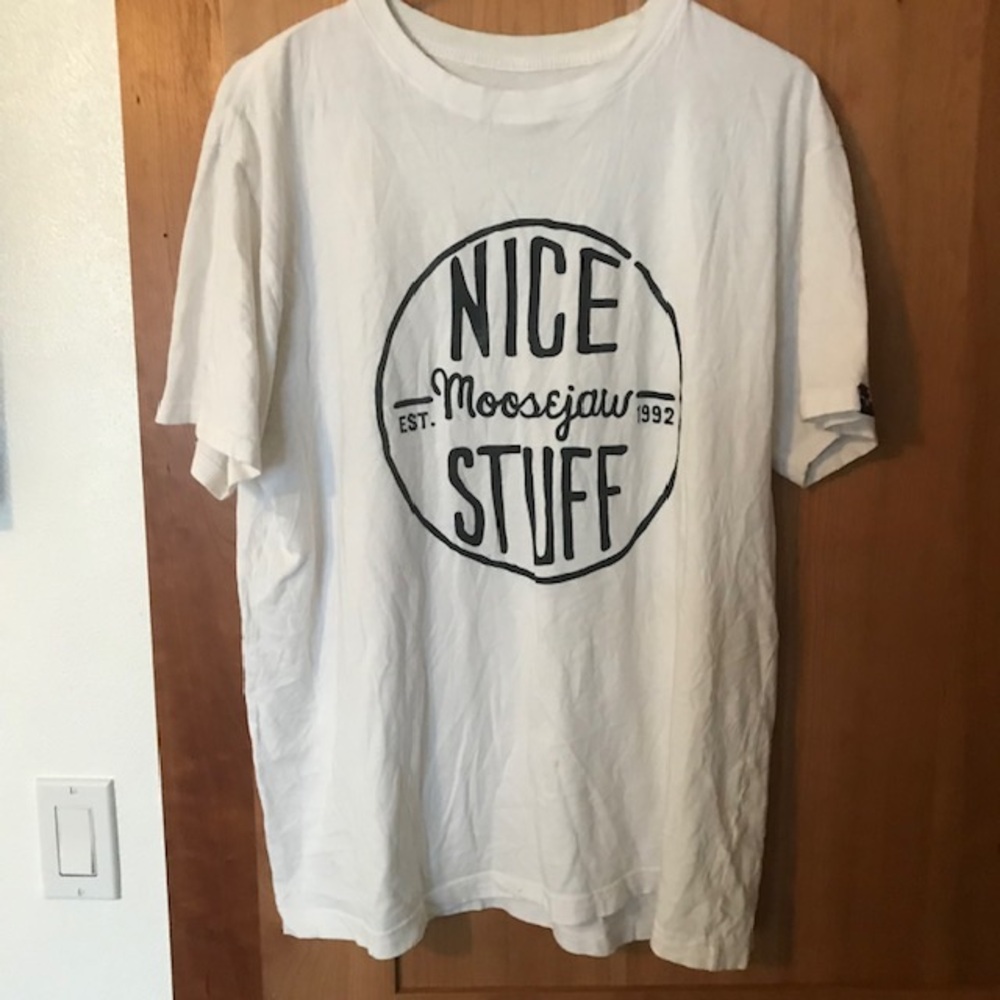 Moose jaw nice stuff blue white T-shirt medium